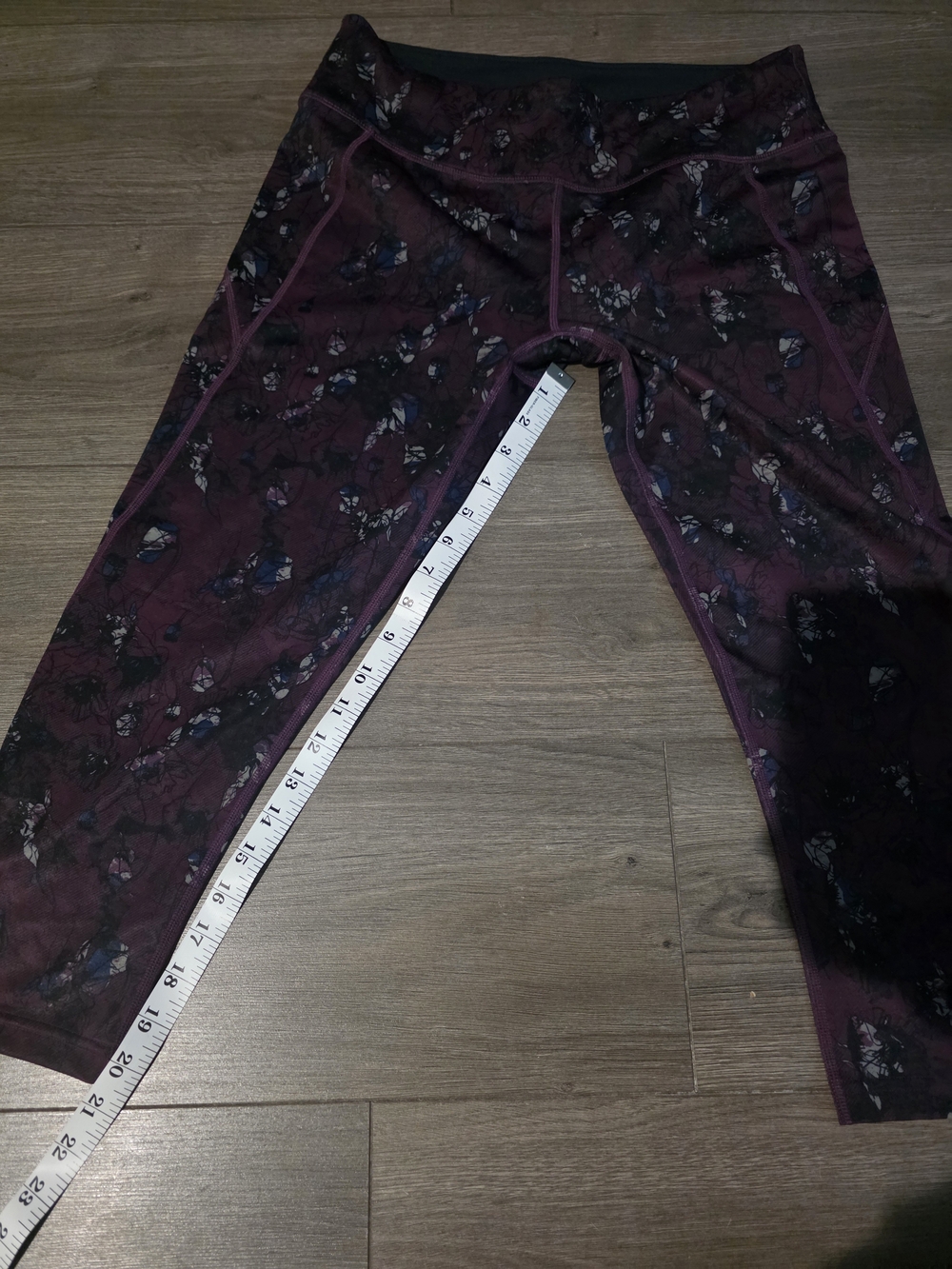 Oakley Hydrolix Plum Floral Active Leggings